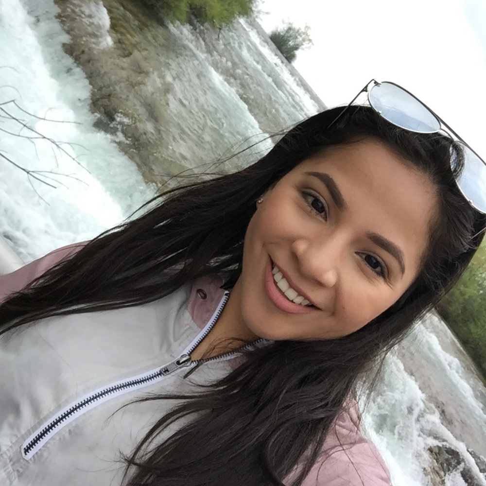 Meet your Posher, Ashley